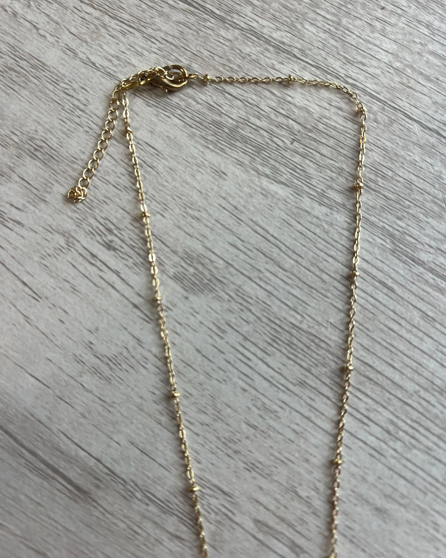 Boutique Necklace Gold - Image 4