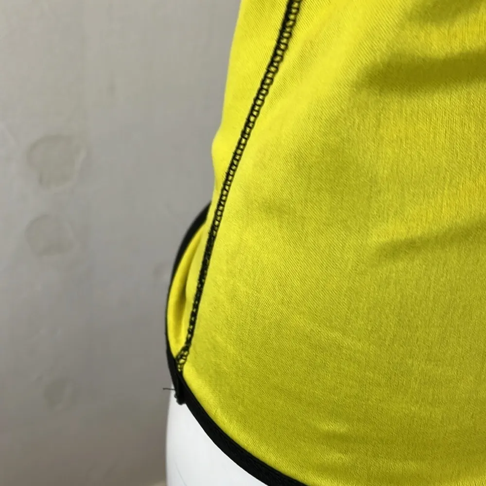 Neoprene fitted neon black square top sleeveless tank top size small - Image 4