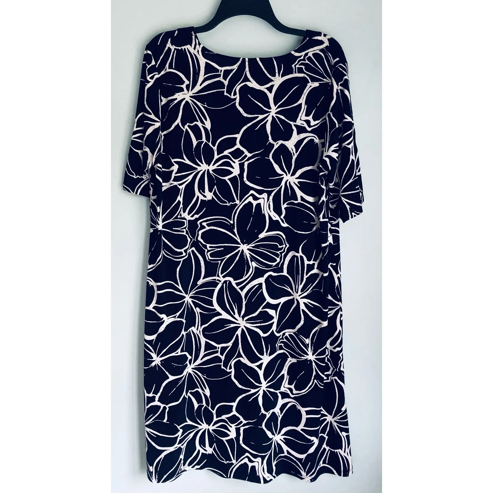 Jones New York Signature Woman 1X Dress Blue and White Floral Print - Image 5