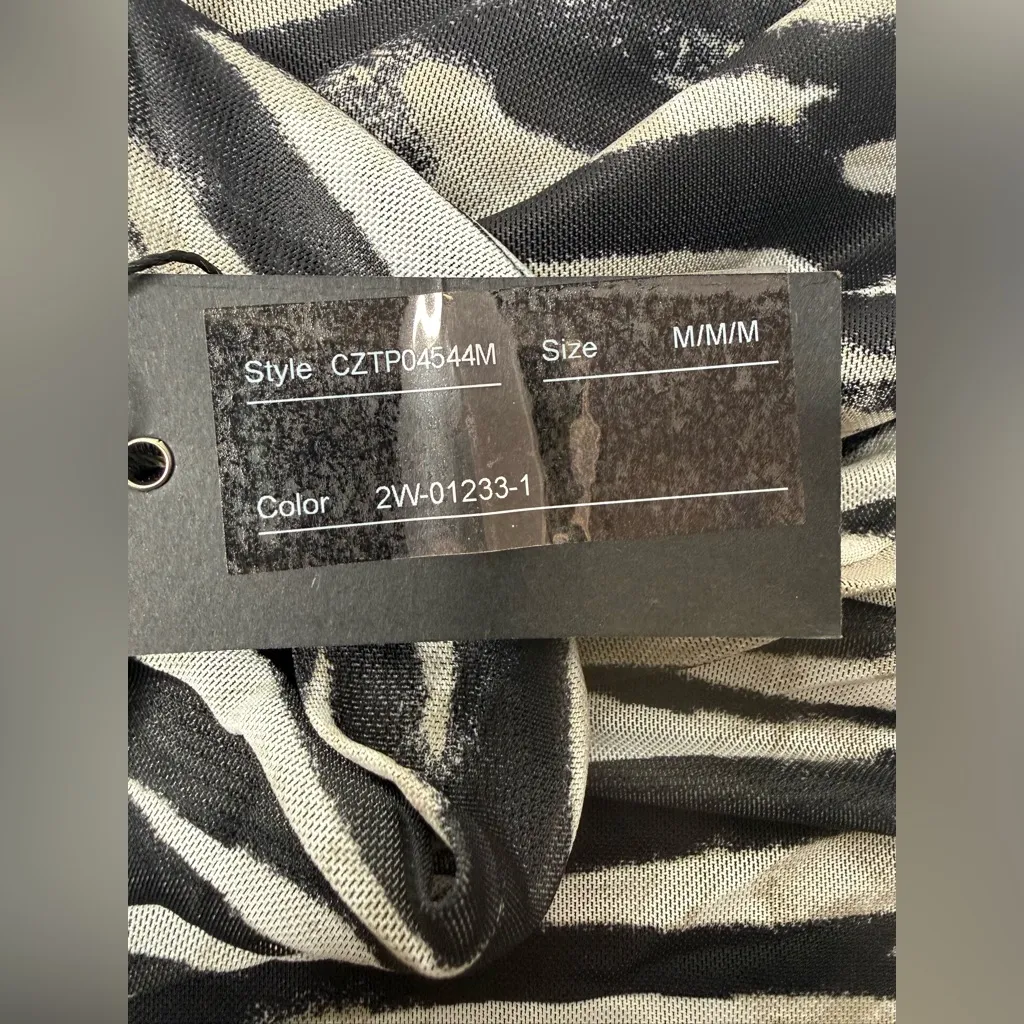 Cable & Gauge Women's Size M Zebra Print Sheer Blouse Top Lined Ruched New Years - Image 8