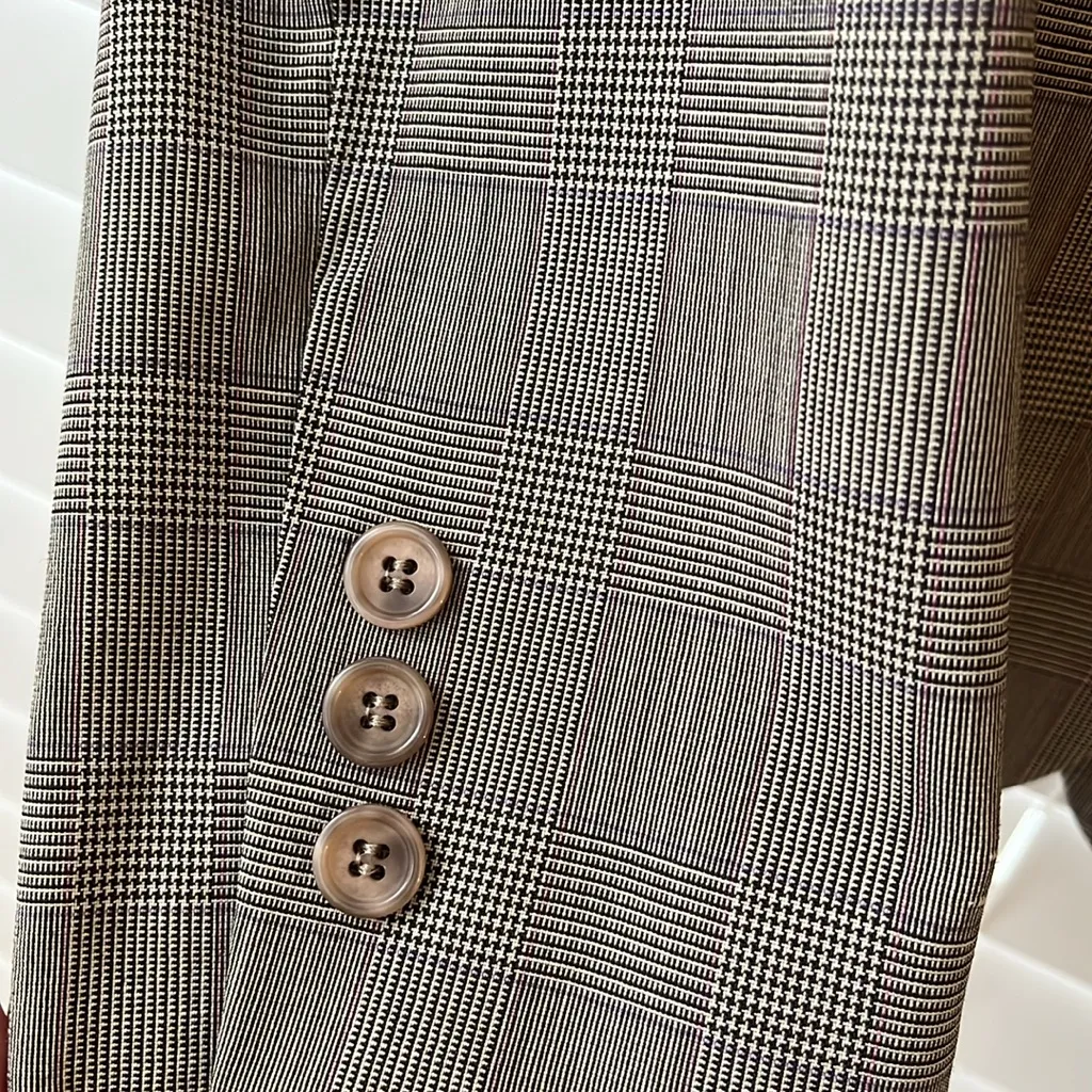 Tahari size 6 ladies wool suit jacket - Image 6