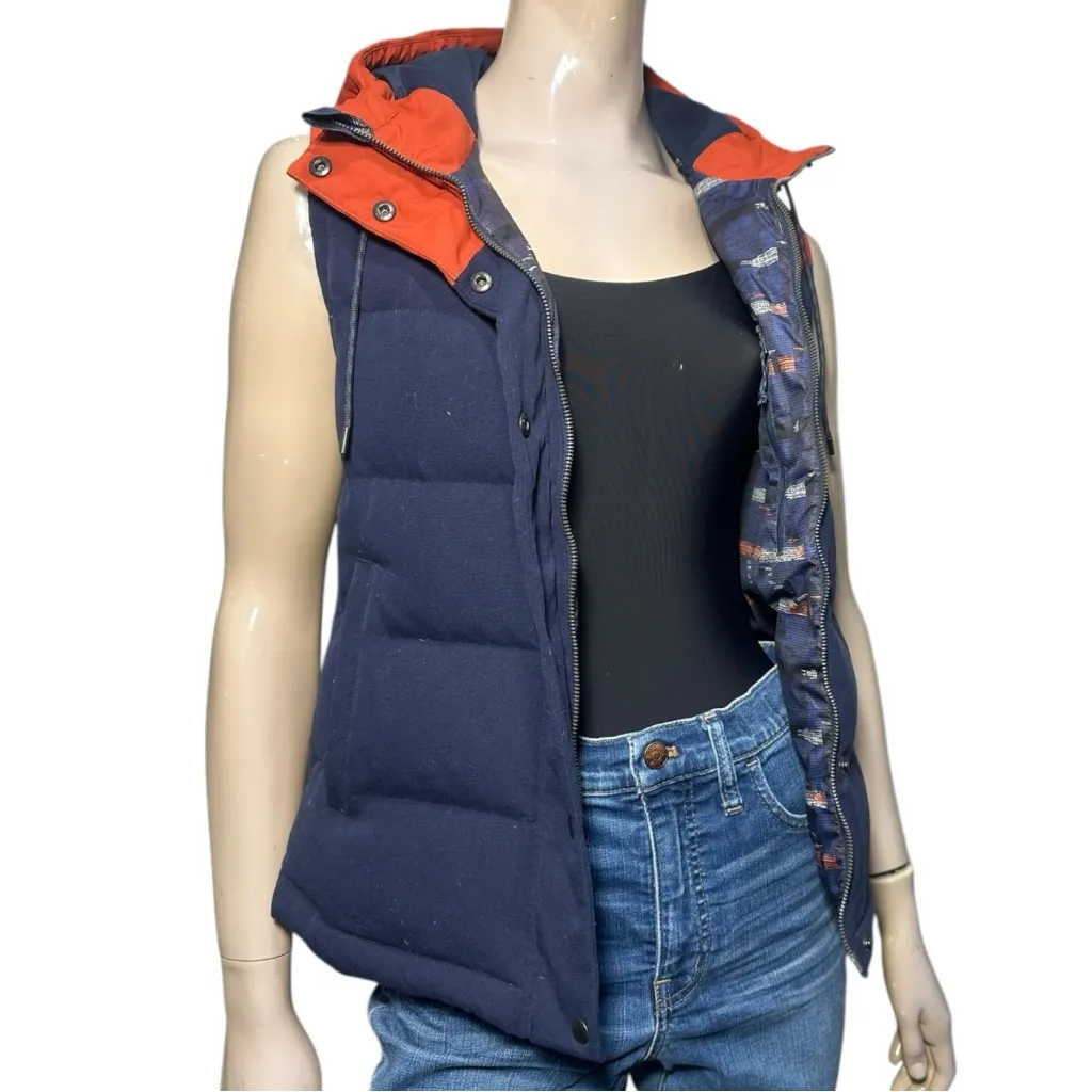 Patagonia Women’s Size S Navy Blue Orange Bivy Hooded Down Vest - Image 3