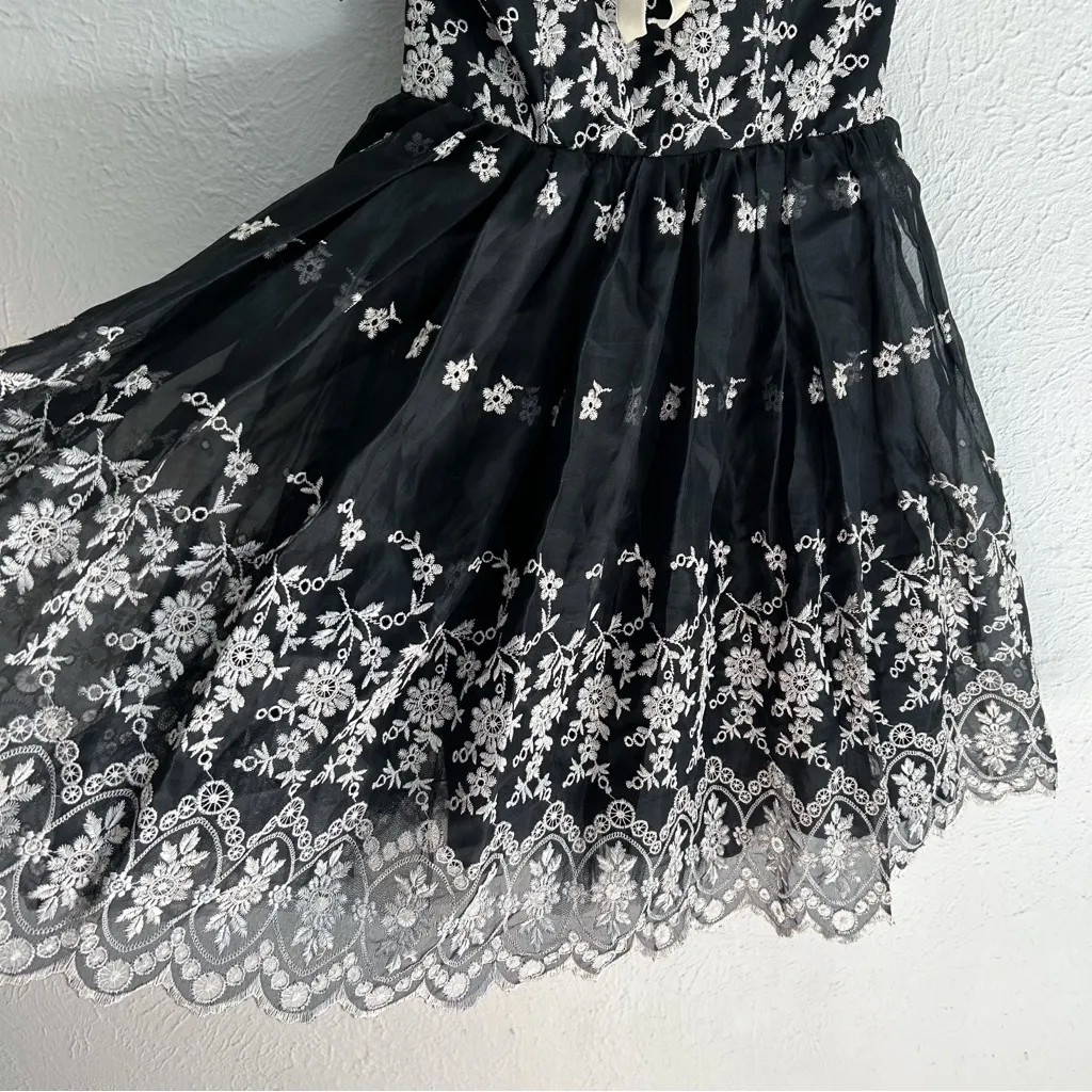 Betsey Johnson Y2K Silk Embroidered Strapless Dress Sz 2 Fairygrunge Whimsical - Image 2