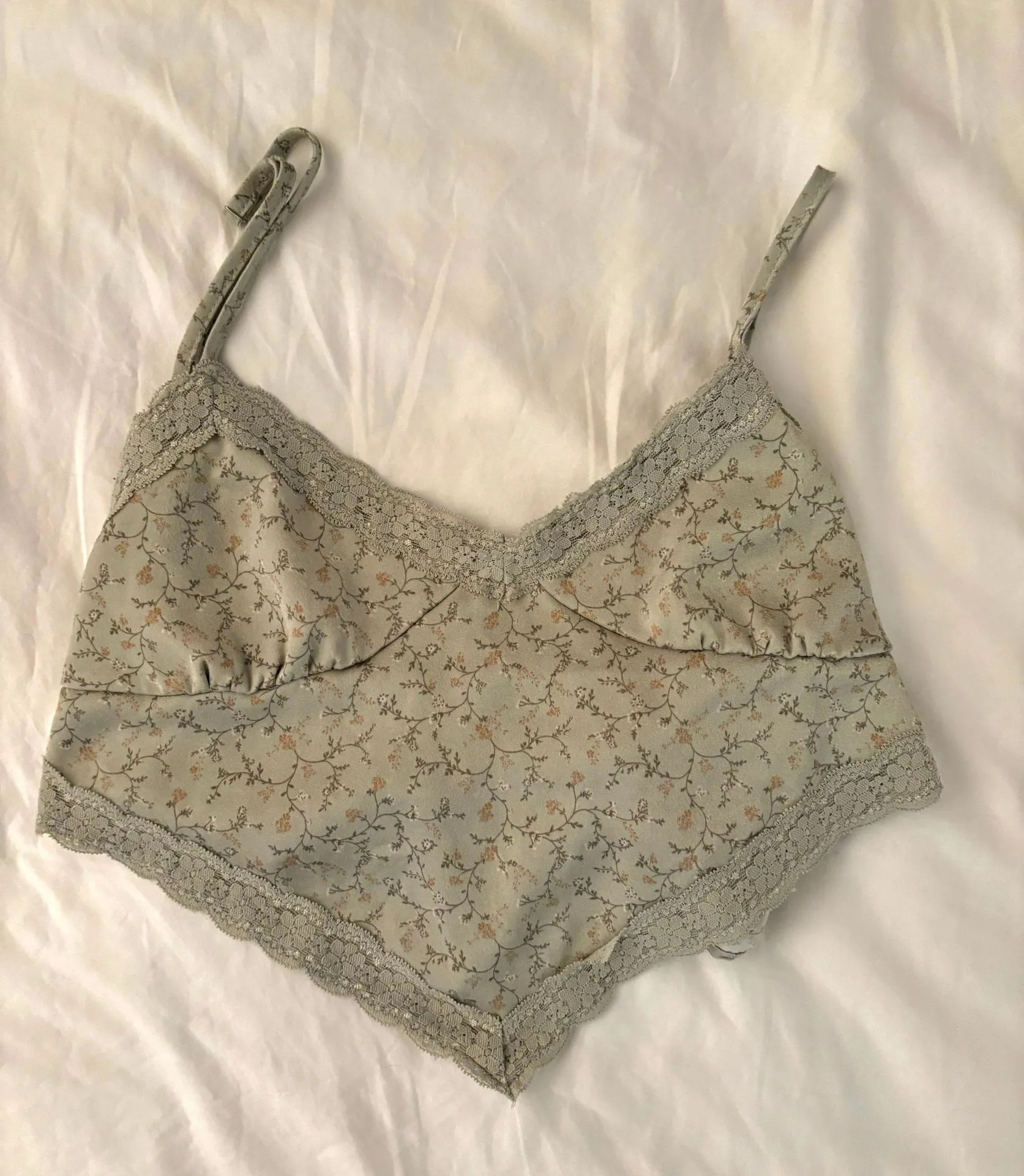 Sage Green Tie-Back Floral Top - Image 4