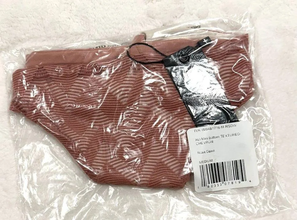 NWT Tavik Ali Mini Swim Bottom Textured Chevron in Rose Dawn - Image 4