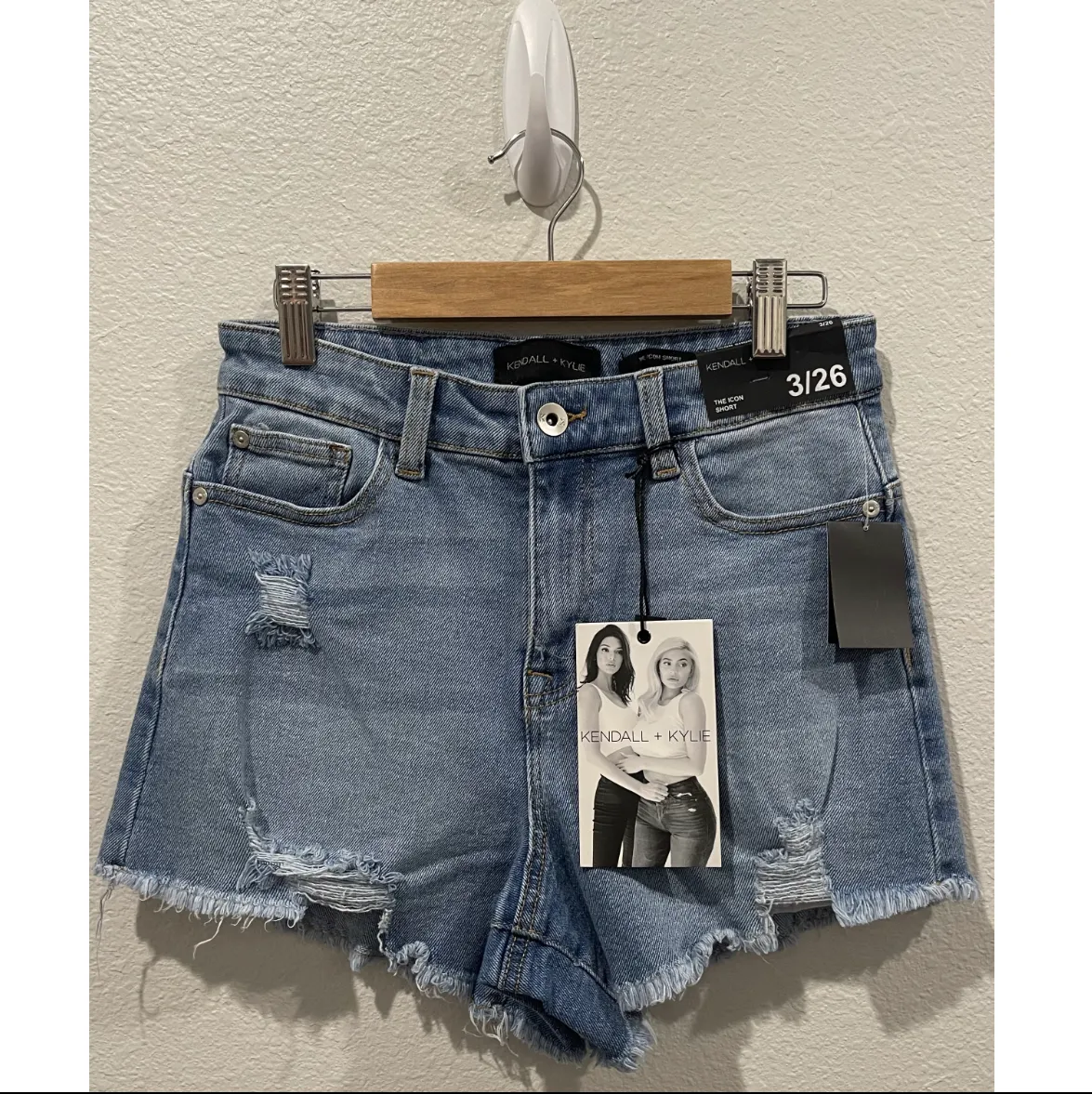 KENDALL AND KYLIE The Icon Distressed Shorts  - Image 2