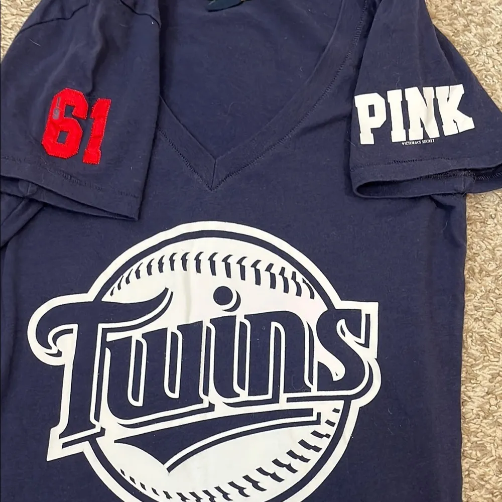 Victoria's Secret Pink Twins White Tank and Navy Shirt Set - Size Small - Image 7