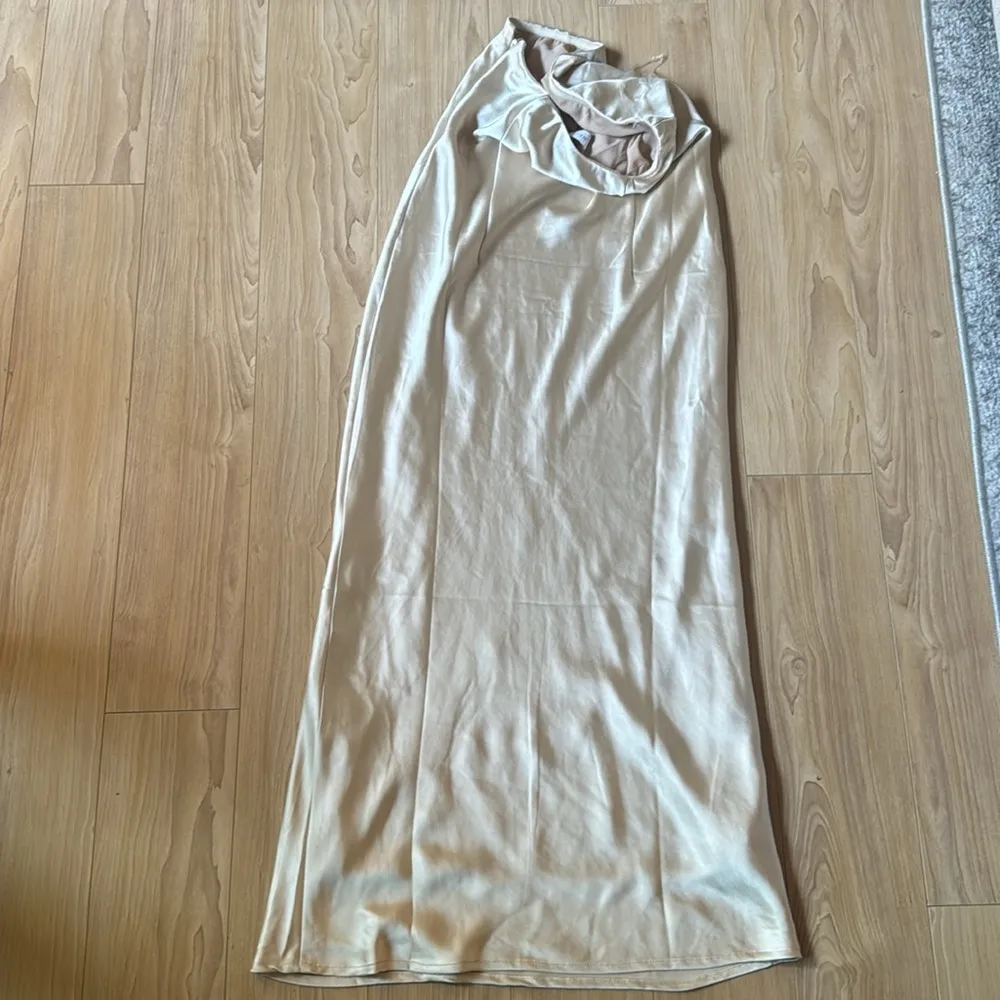 Meshki Tube Dress - Image 5