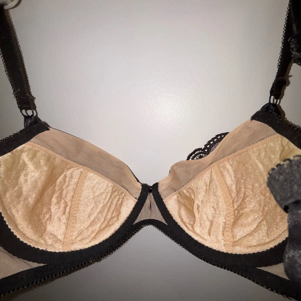 Y2K 2003 Victoria's Secret Pink Tag Black Lace Bra & Garter Belt Set - Image 8