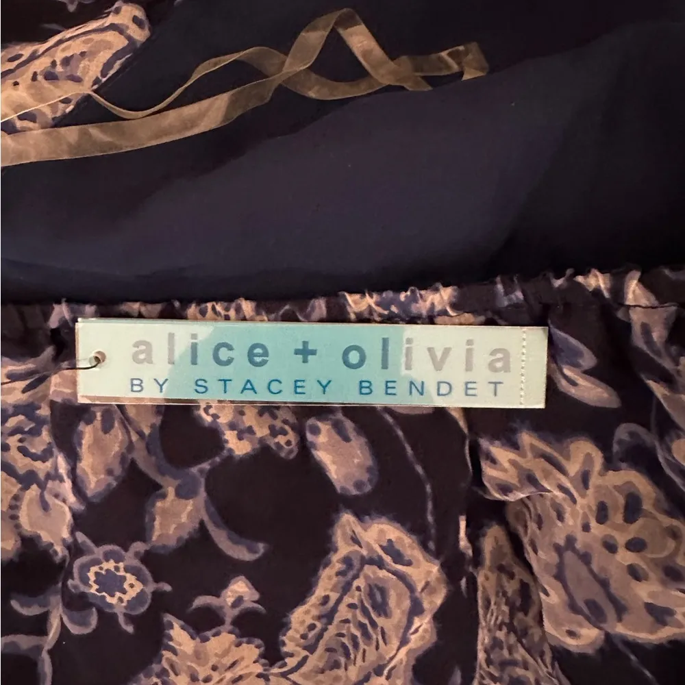 NWT  Blue White Paisley Floral Silk Halter Y2K Top Blouse Medium - Image 11