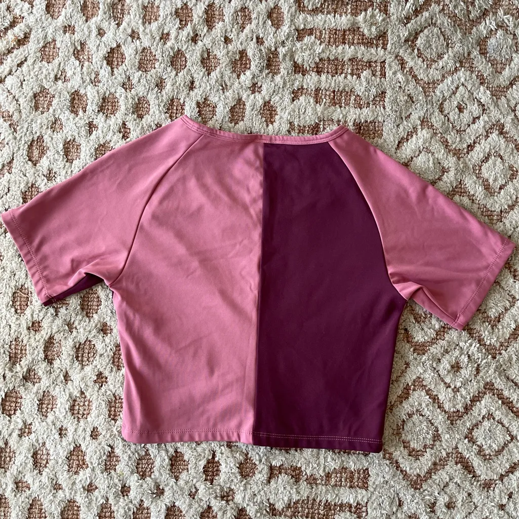 Gymshark Asymmetric Crop Top - Image 2