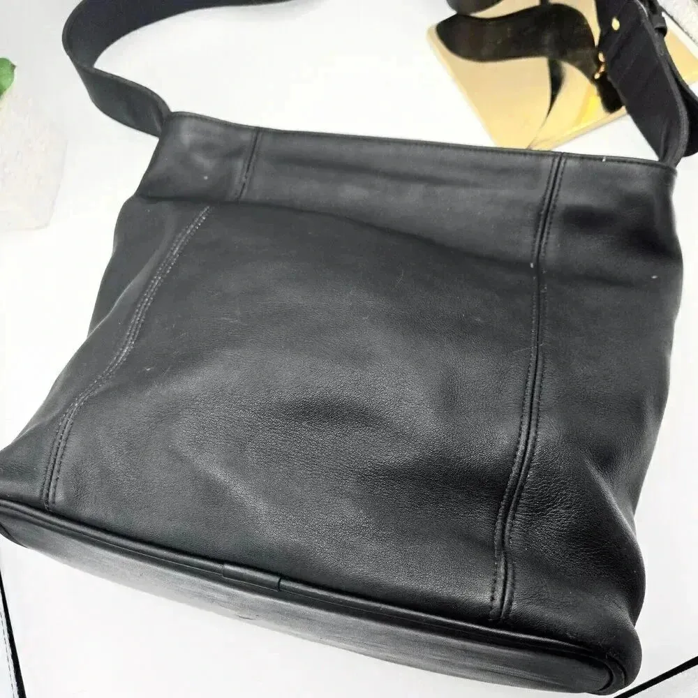 Coach Vintage - Soho Erickson Bucket Bag 4169, Black‎ - United States 1990s - Image 6