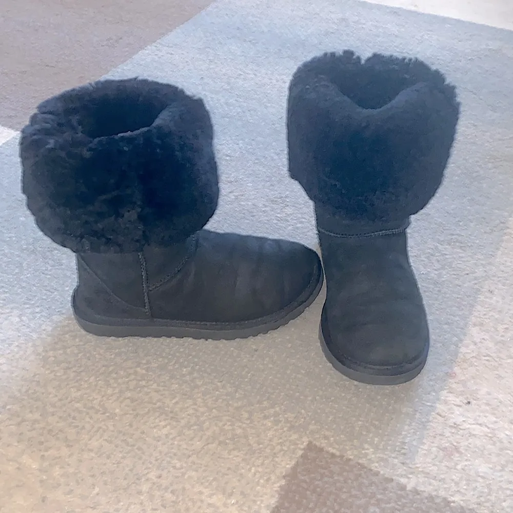 Uggs Australia classic Tall Essential Boots - Image 2