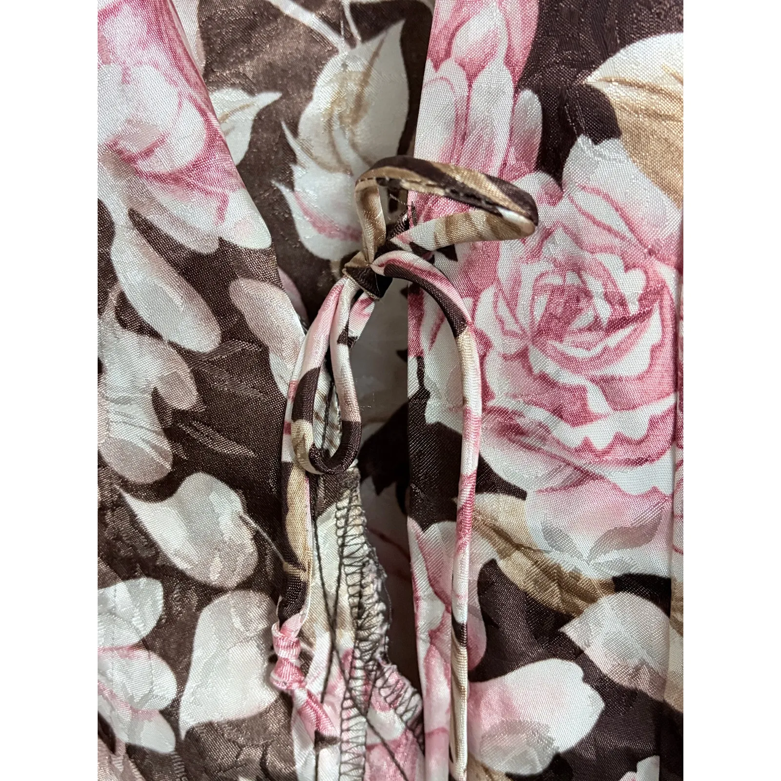 Floral Rose Brown Satiny Vintage Robe Kimono size Small - Image 9
