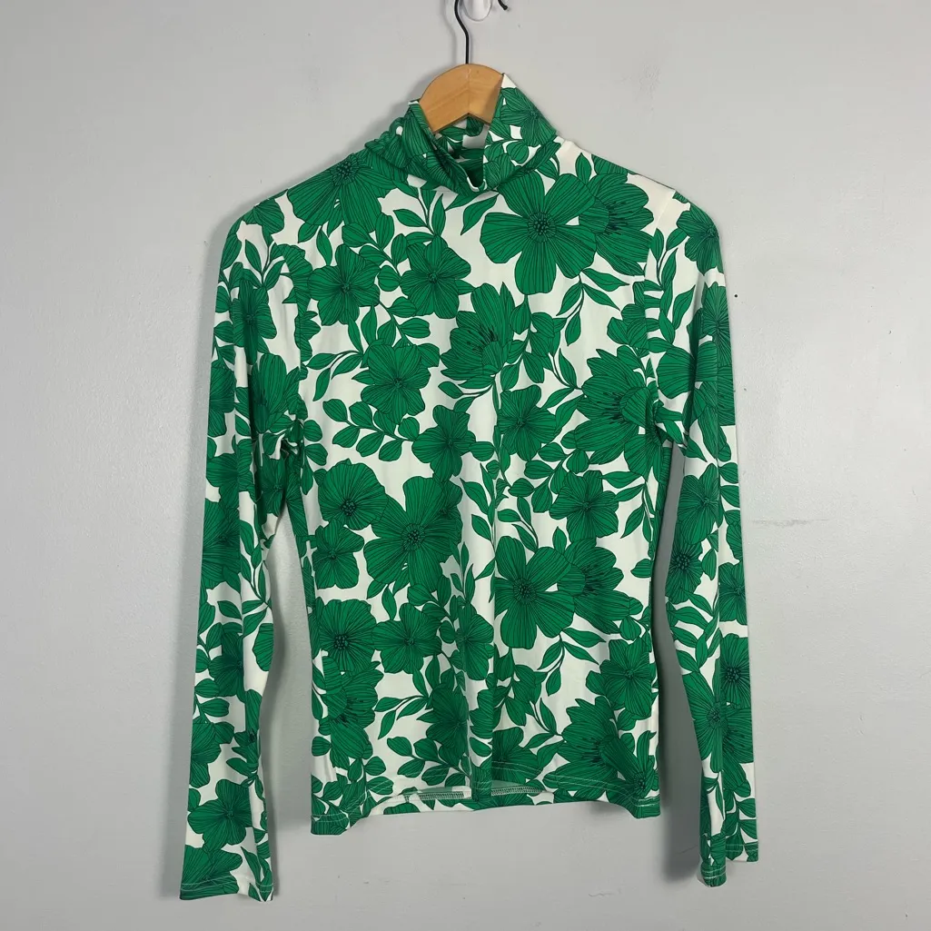 J. Crew Matte Jersey Turtleneck Green Botanical Floral Shirt Size M - Image 2