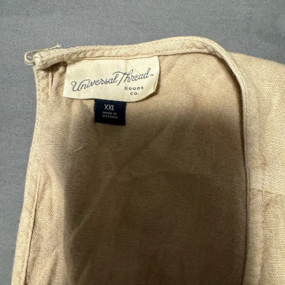 Universal Thread Tan Jumpsuit with Relaxed Fit and Sleeveless Design - Image 5