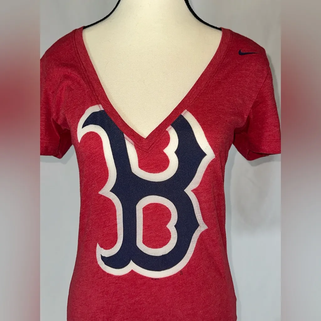 NIKE • MLB Boston Red Sox Baseball Ladies Tee Size S 2012 - Image 2