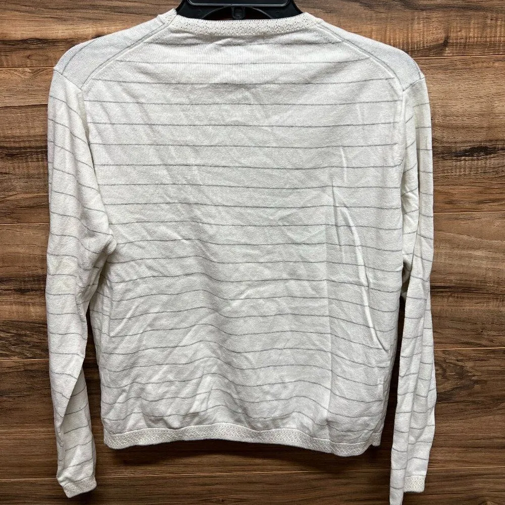 Uniqlo small top - Image 2