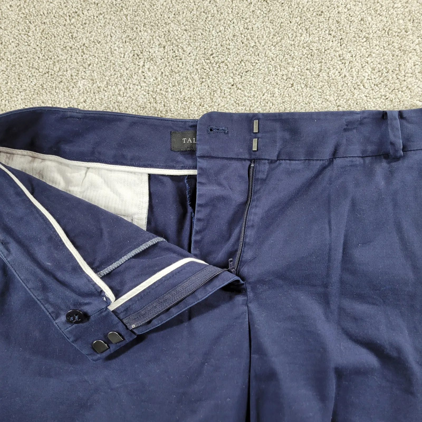 Talbots Womens Shorts‎ 12 Navy Blue 11" Inseam Flat Front Chino Bermuda Casual - Image 3