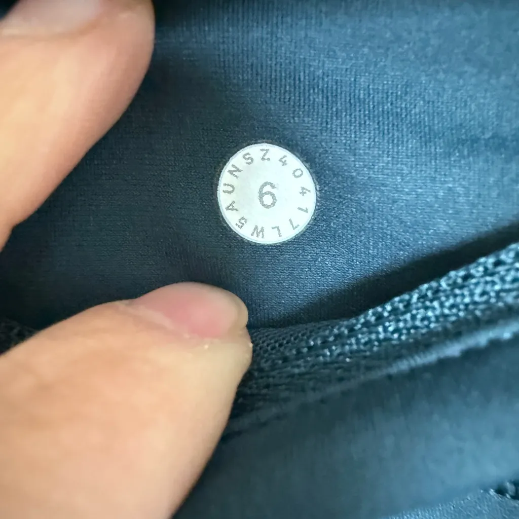 Lululemon Speed Up Tight Warp Tech Fleece 28" Submarine Teal Green Size 6 - Image 4