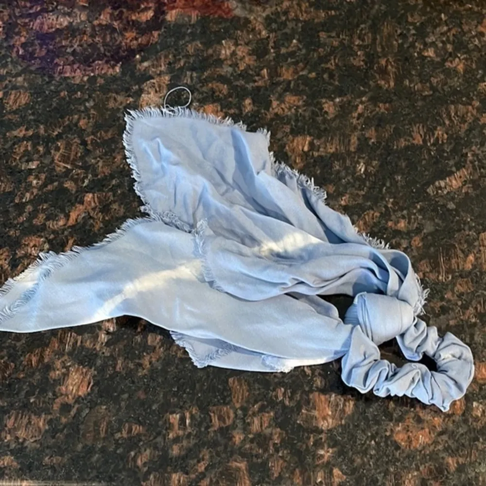 Tie dye hair scrunchie - Image 2