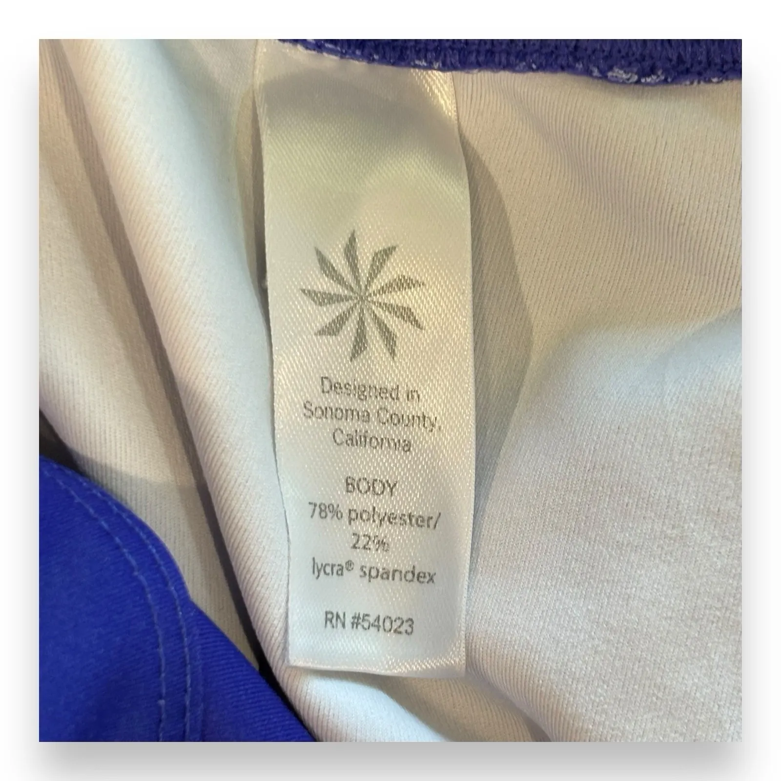 Athleta Stripe Fade Sonar Capri Cropped Women's S Vibrant Cobalt Leggings - Image 4