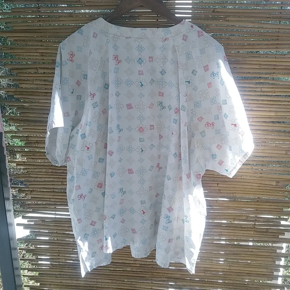 Baby Phat 5X White Scrub Top Plus - Image 3