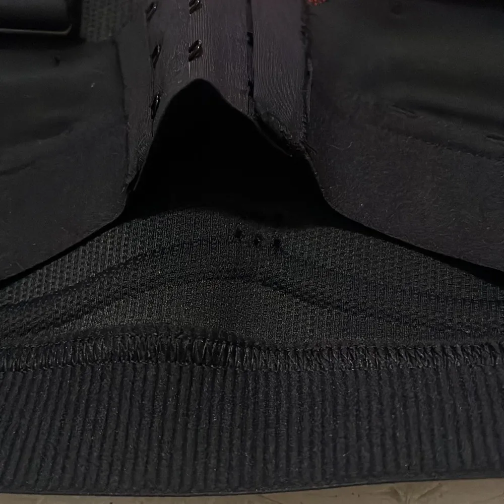 Women’s  Sports Bra High Support Pure Move XS/S Shaping Cups Breathable - Image 7