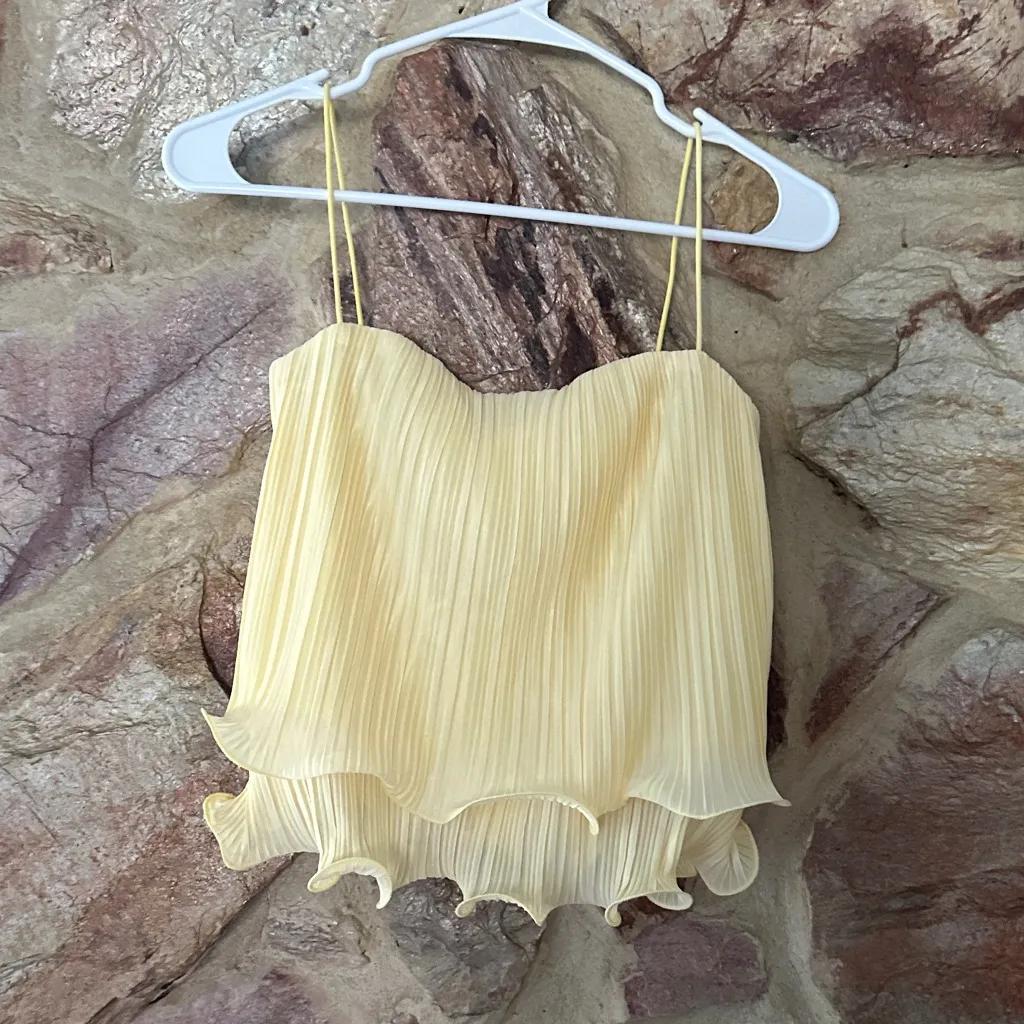 Commense Pleated Layered Ruffle Skirt Set size small Yellow - Image 3