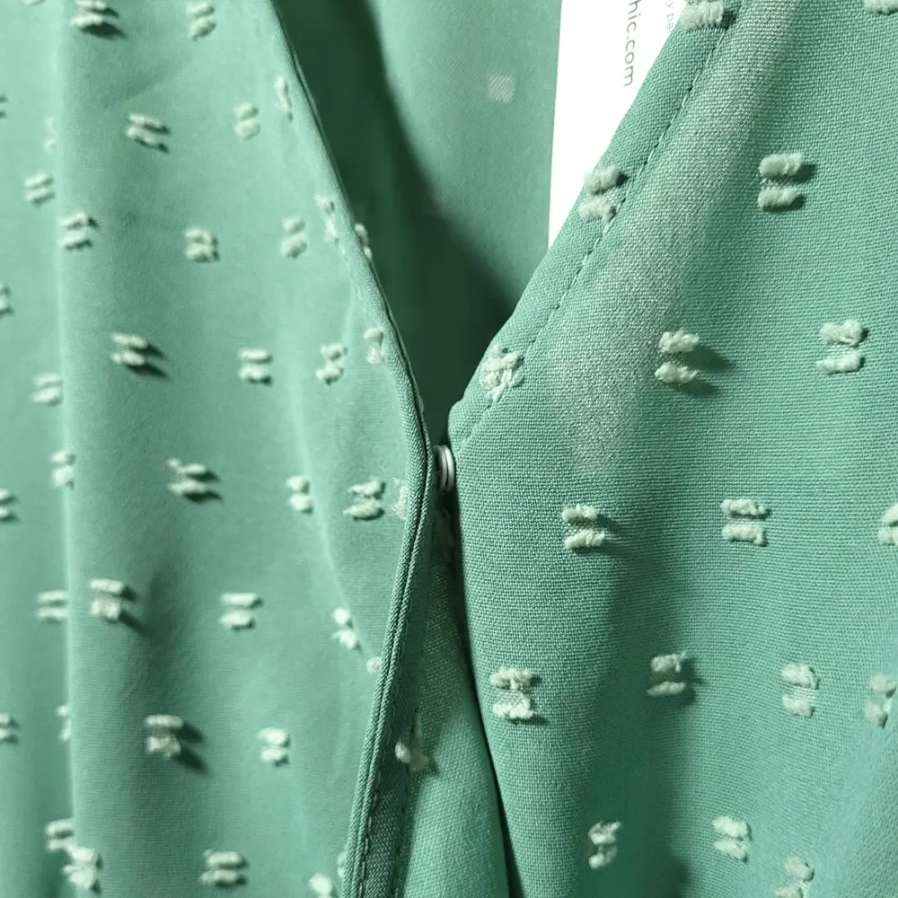 NWT BloomChic Swiss Dot Crochet Short Sleeves Belted Midi Dress in Mint Green - Image 4