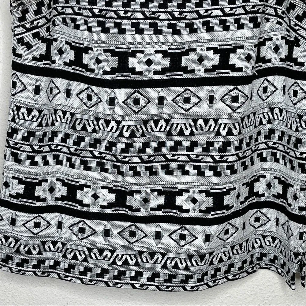 Old Navy Top - Image 2