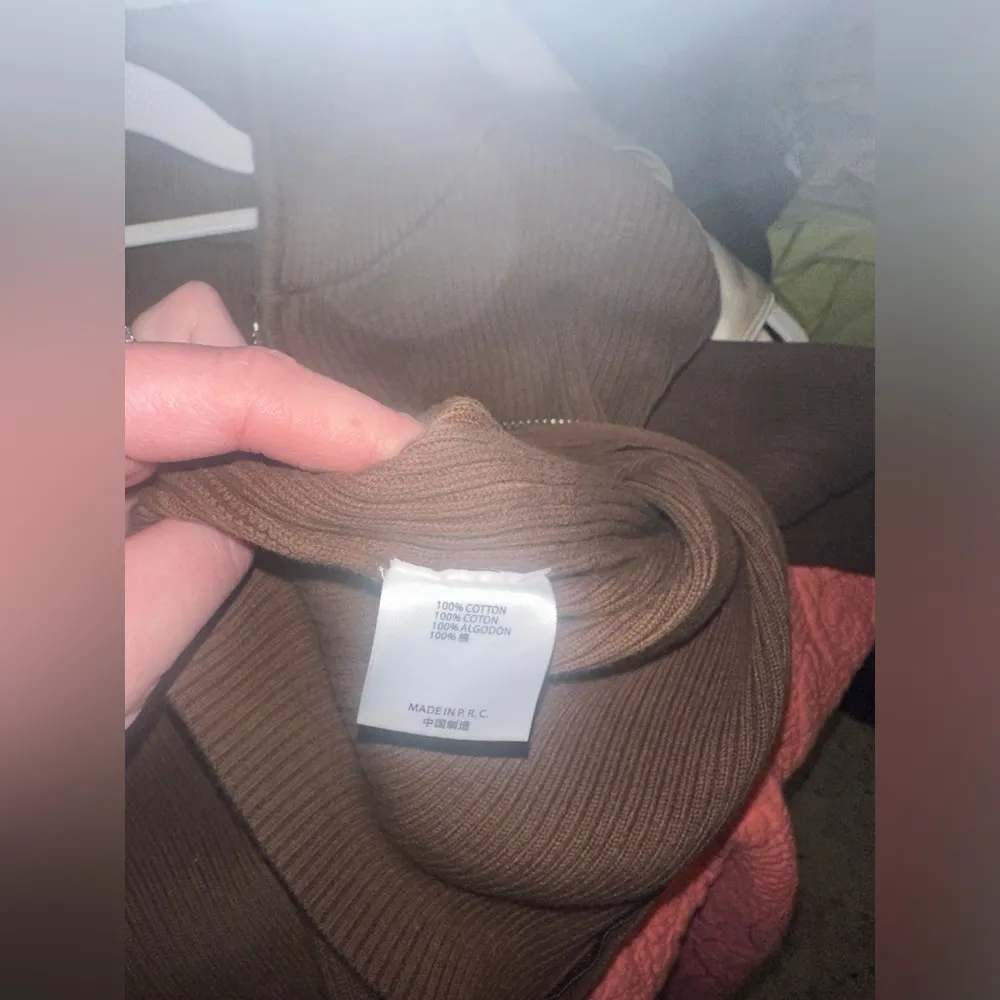 Brandy Melville Arden Crop Sweater - Image 4