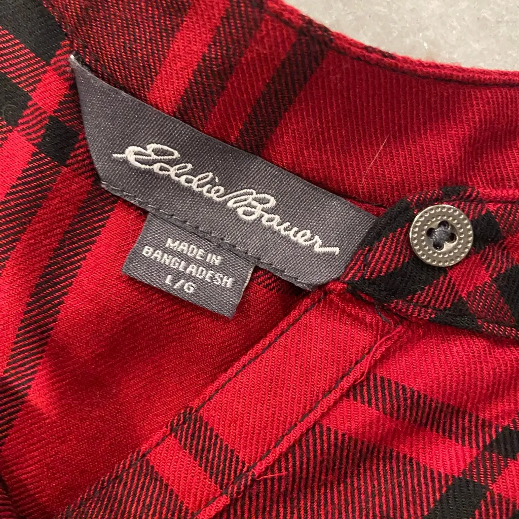NWT Eddie Bauer Size L Red Black Soft Plaid Flannel Button Collarless Tunic Top - Image 14