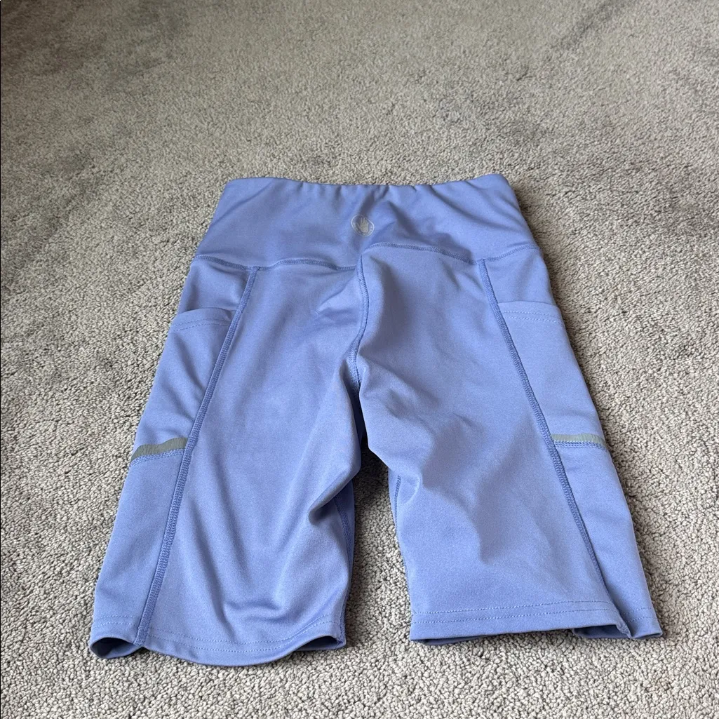 Body Glove Lavender Purple Biker Gym Shorts SIZE M - Image 3