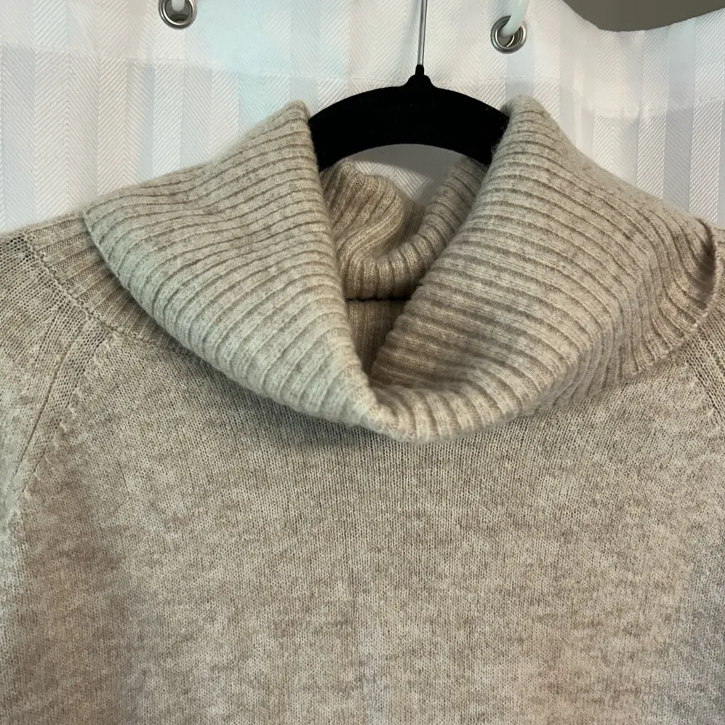 Loft Flare Sleeve Sweater - Size XL - Image 2