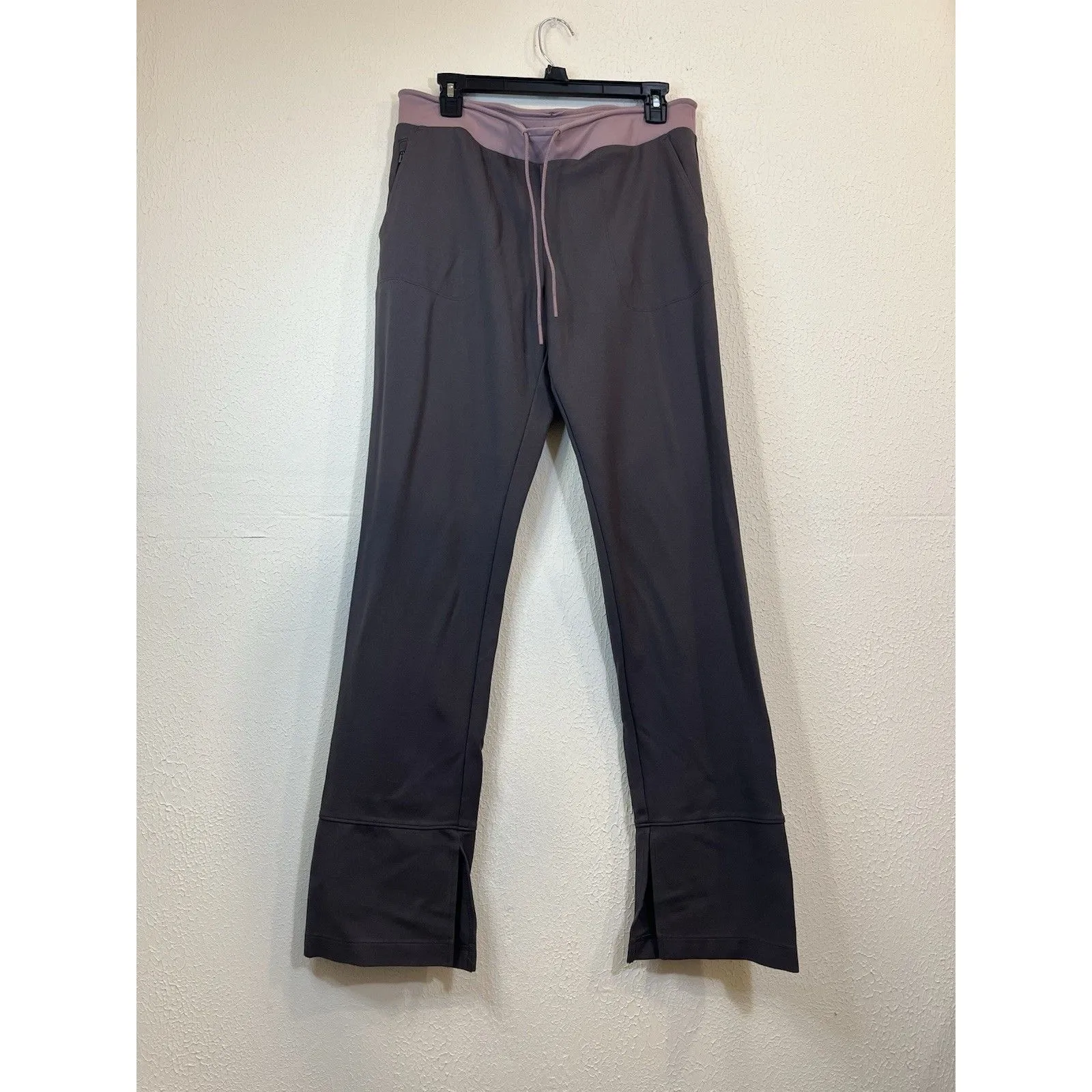 Athleta  Women’s Large Set Pullover Active Top and Pants - Image 4