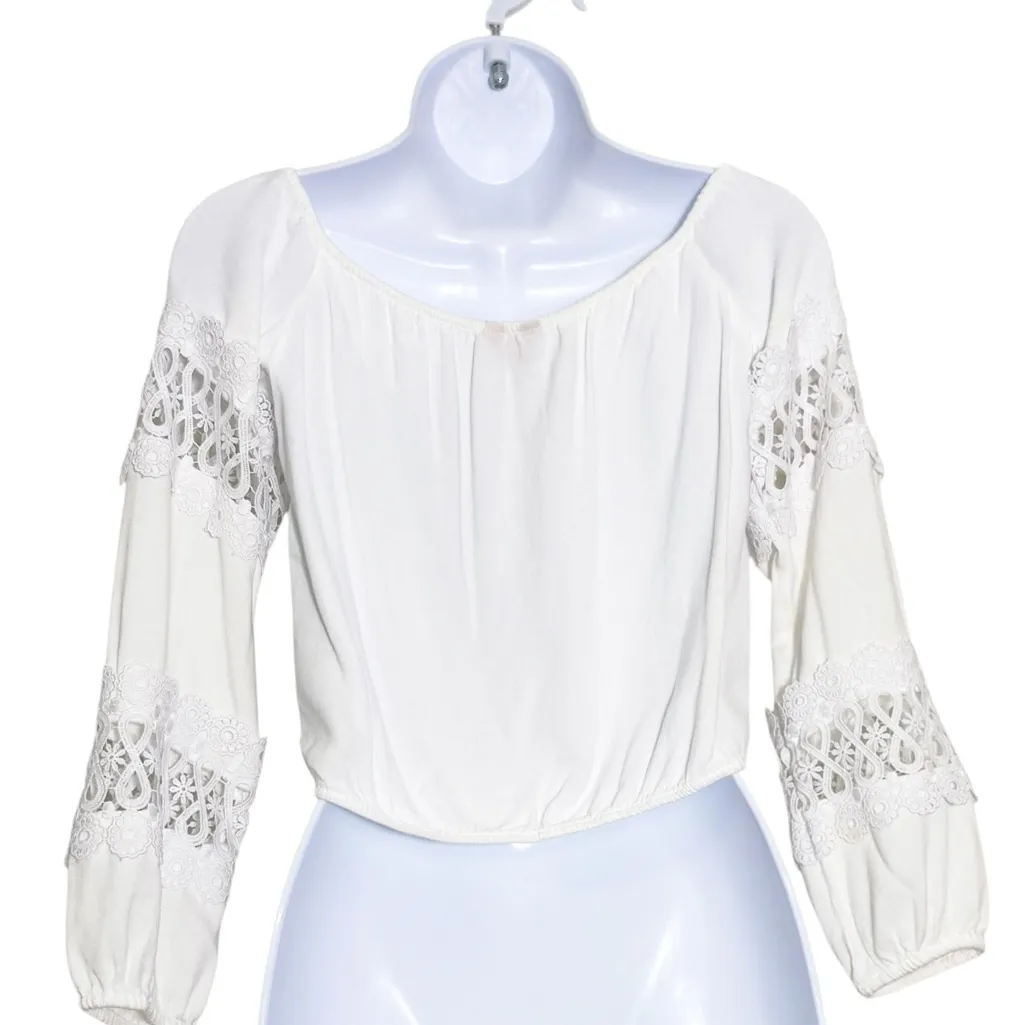 Guess White Boho Lace Eyelet Peasant Blouse Button Front Women’s Size M - Image 5
