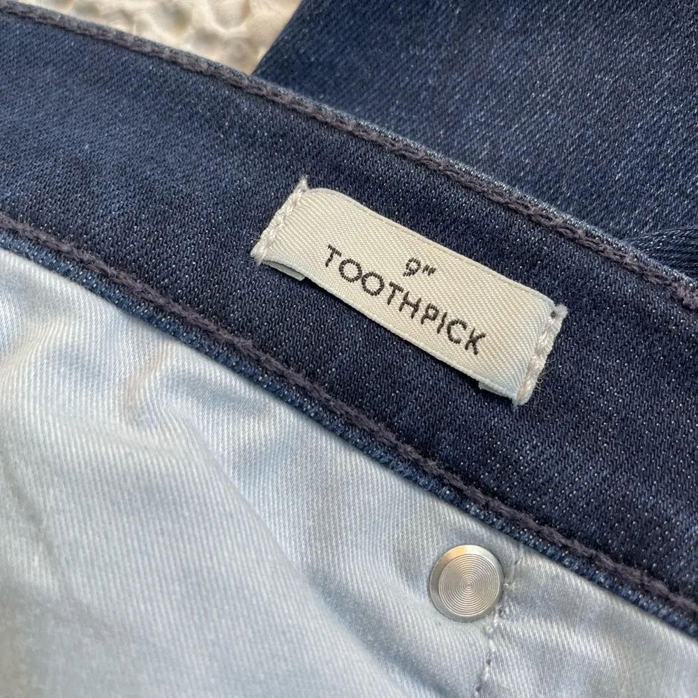 J. CREW Mid-Rise 9” Toothpick Button Fly Skinny Jeans Dark Wash Denim Size 32T - Image 13