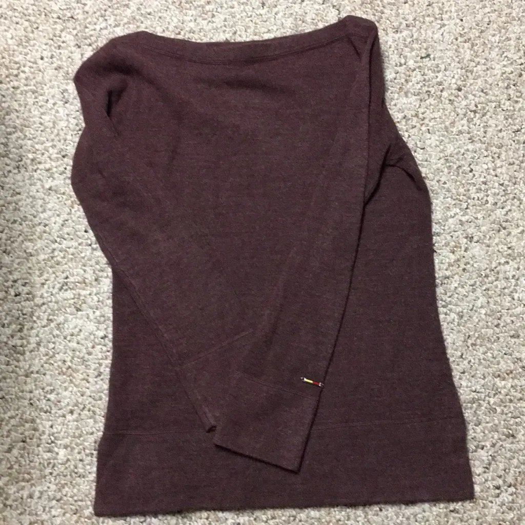 Tommy Hilfiger  burgundy sweater - Image 3