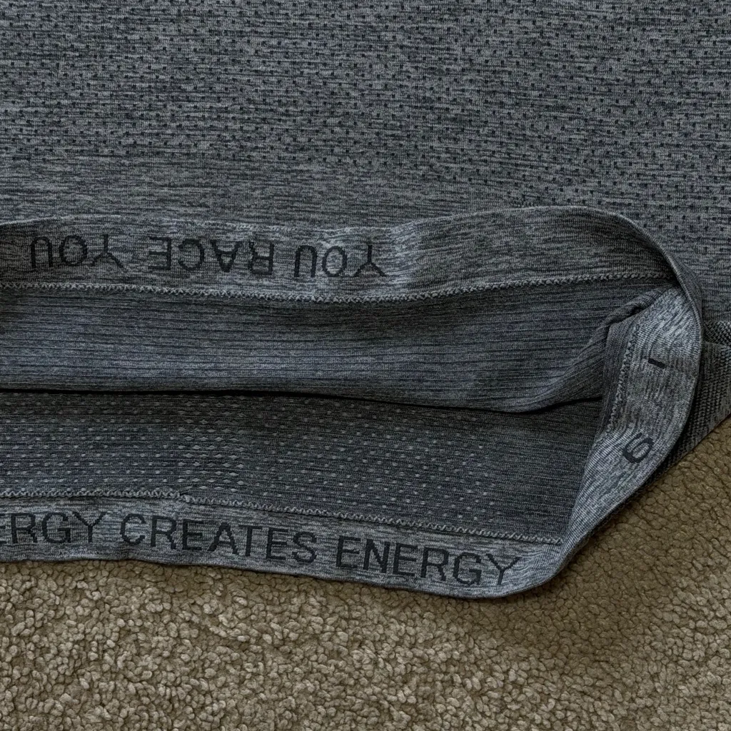 Lululemon  Swiftly Grey Sz6 - Image 2