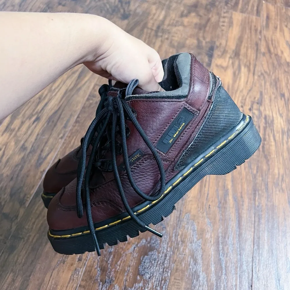 Dr Martens • vintage lace up boots 0078 leather chunky lug sole made in England - Image 9