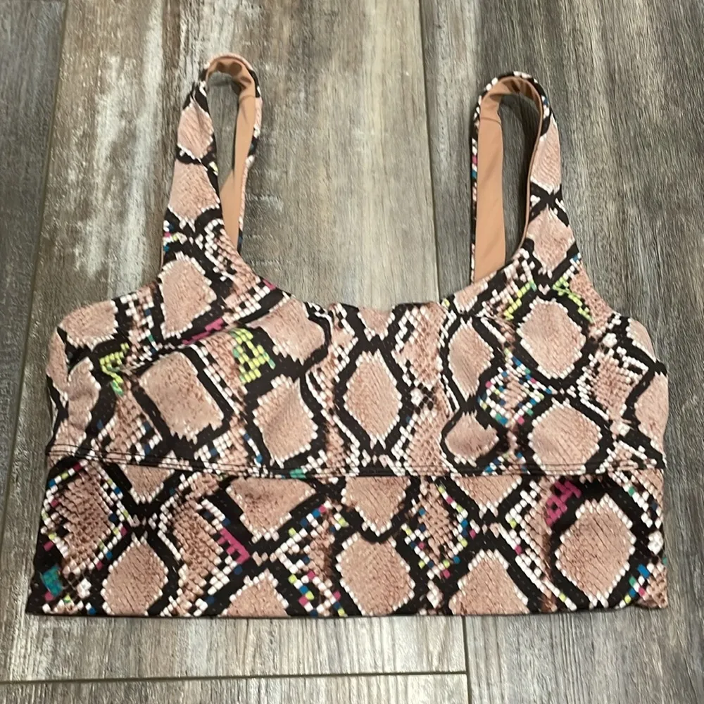 Jeweled Python BEACH RIOT Peyton Top Bikini Gym Snakeskin Sexy size medium - Image 6