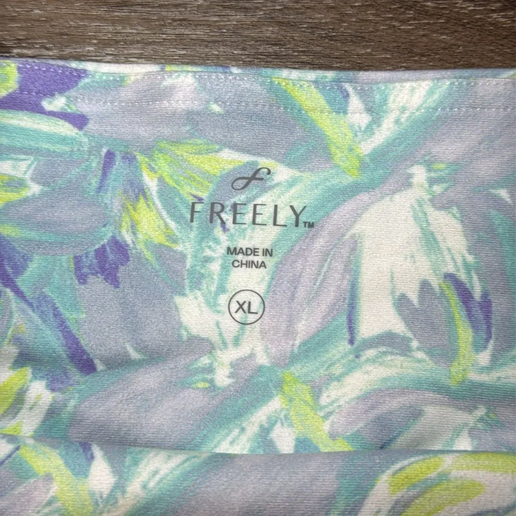 Freely Women’s Activewear High Waist Biker‎ Shorts Size XL Purple - Image 3