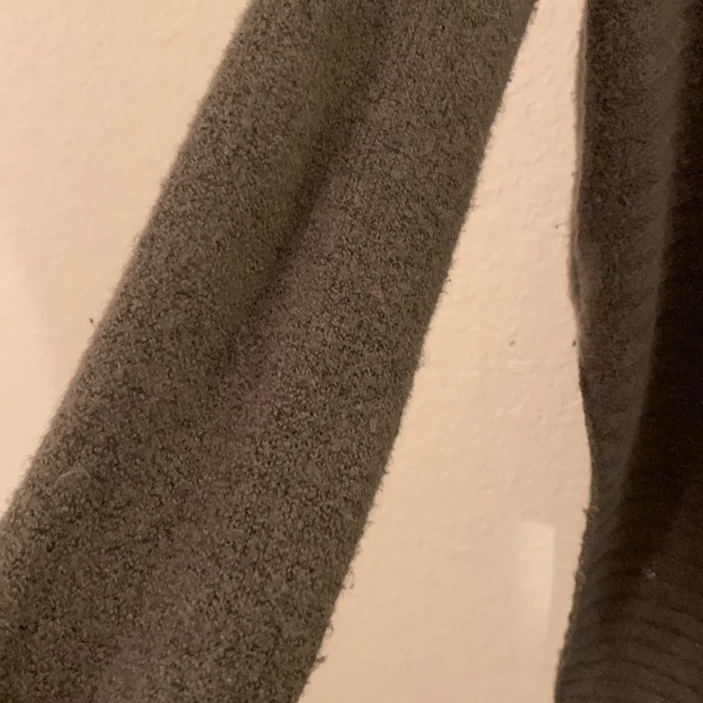 Green Split Warm Soft Comfortable Sweater / Size XS - Image 6