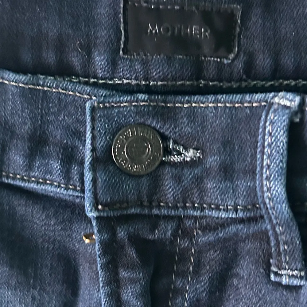 MOTHER jeans Size 27 - Image 3