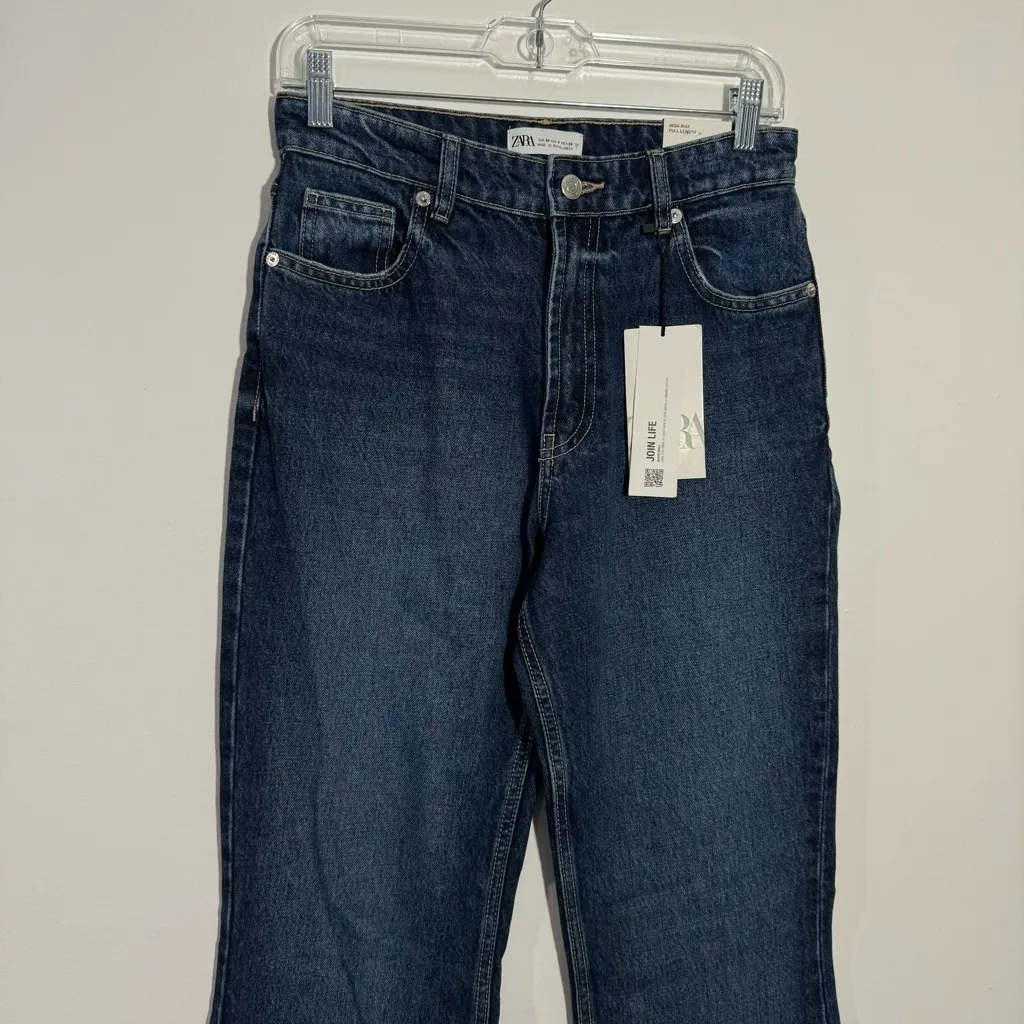 NWT Zara High Rise Flare Leg Full Length Jeans Bloggers Favorite Size 4‎ - Image 3