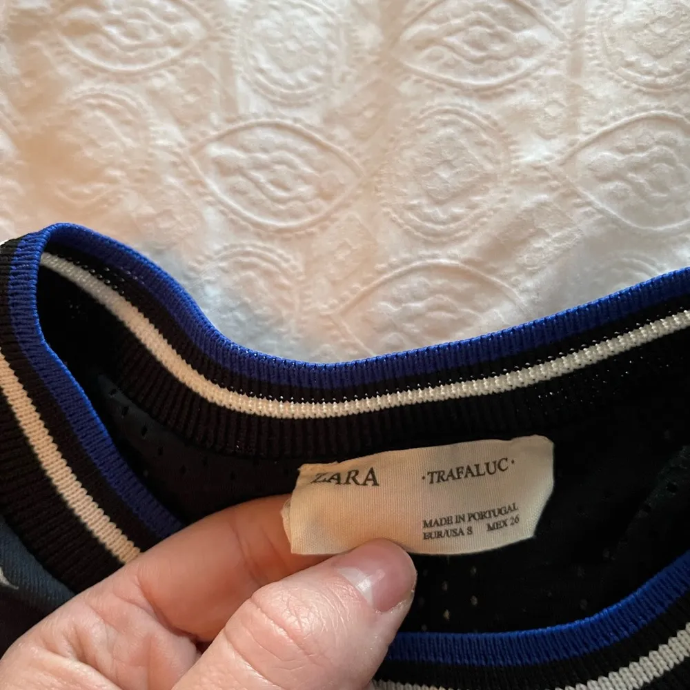 Zara floral crew neck top - Image 4