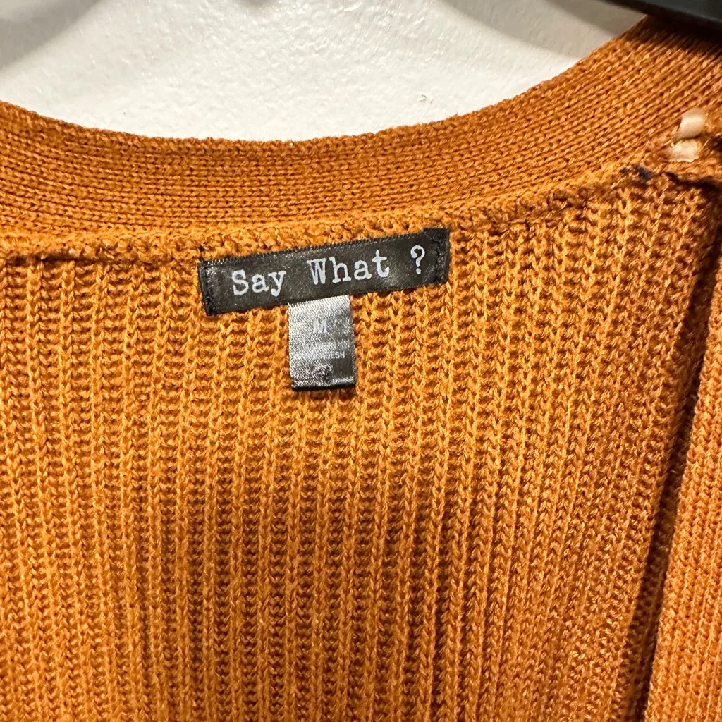 The buckle say what brand long color block cardigan and a women’s size medium! - Image 2