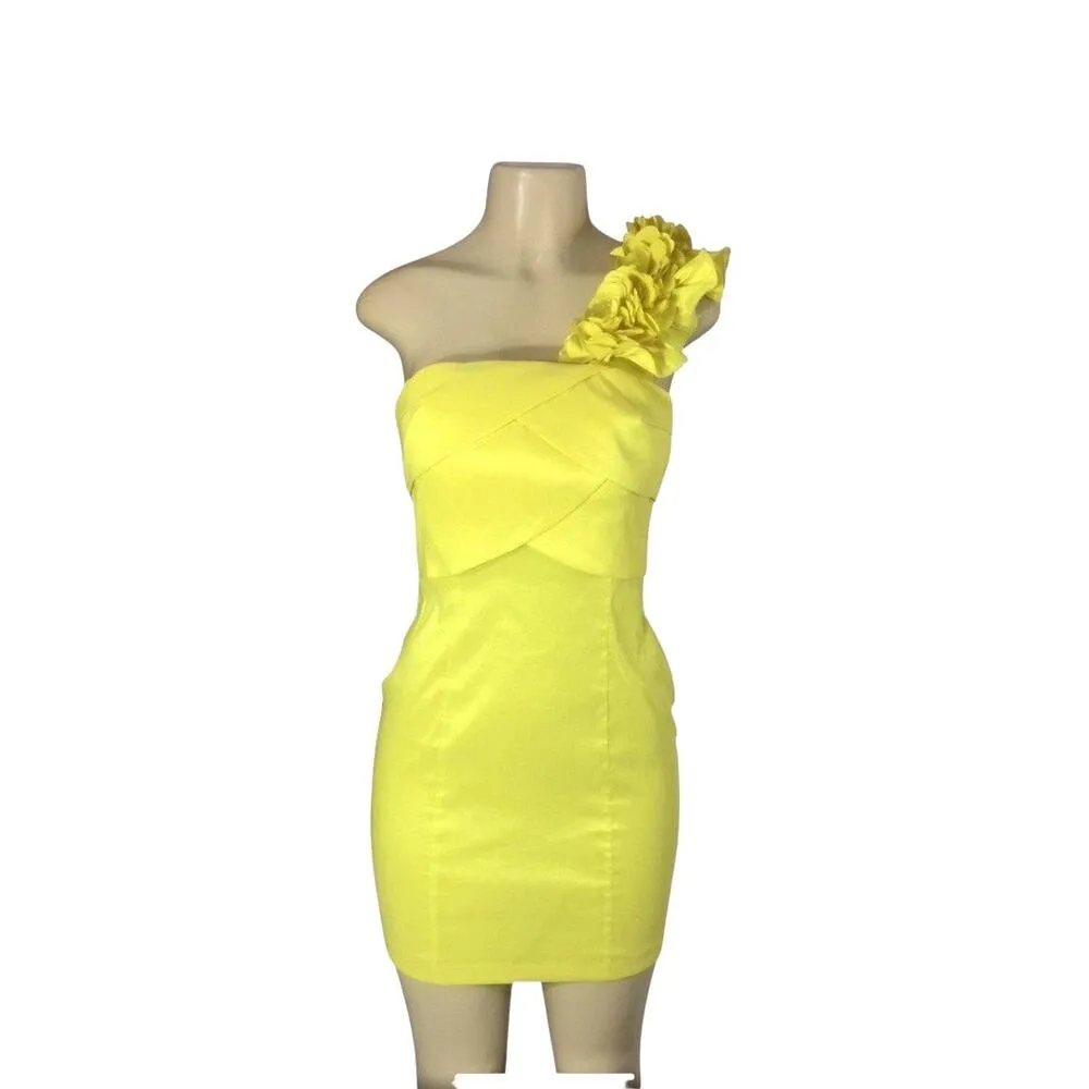 Daisy Boutique Lemon Yellow Exaggerated Shoulder Cocktail Dress Size Med… - Image 4