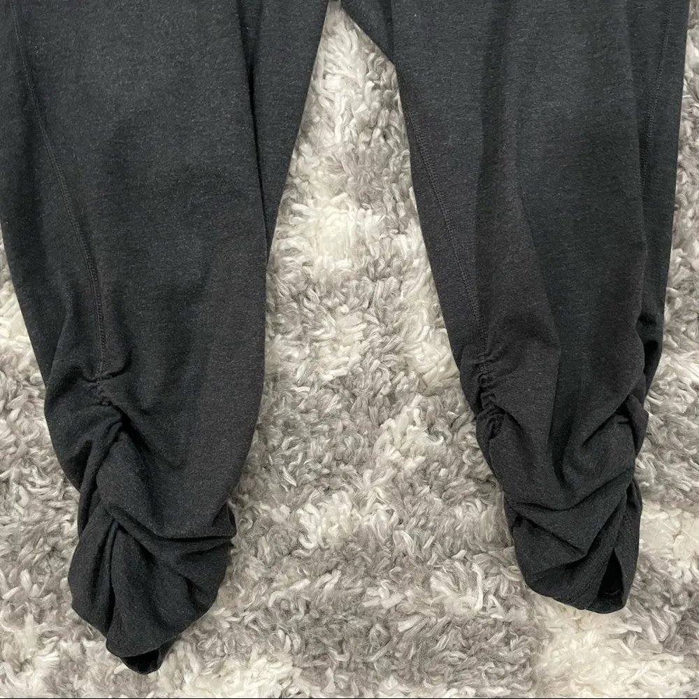 Gap Fit Charcoal Gray Foldover Side Ruched Crop Leggings XL - Image 24